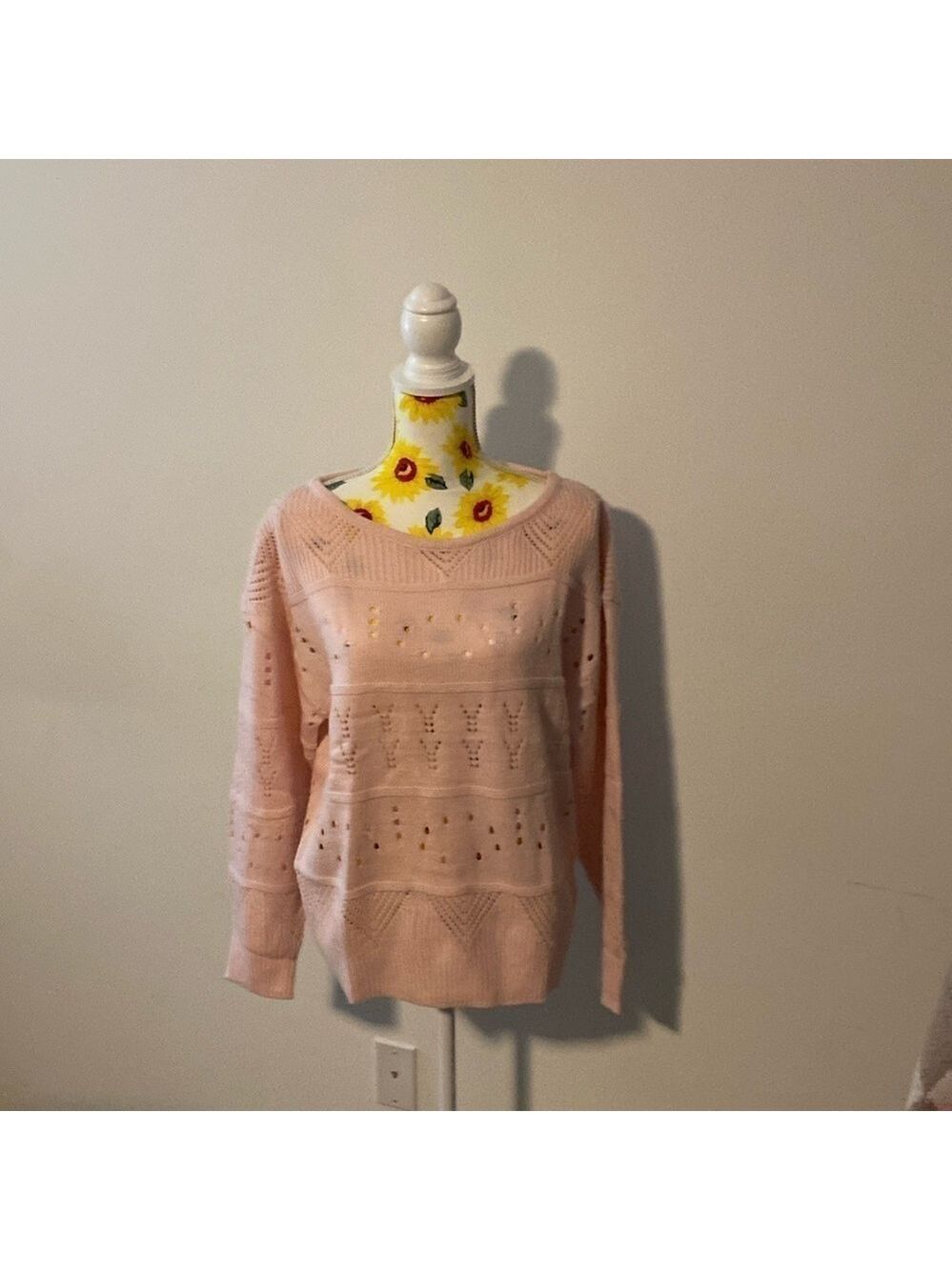 NWT Yoesee Sweater, Large